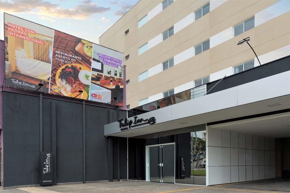 Hotel Esuites